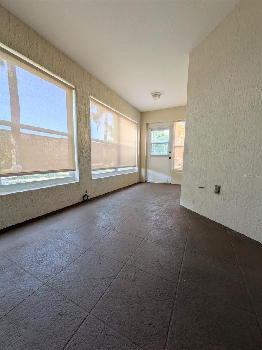 Image 14 of 16 For 679 Lake Clark Place