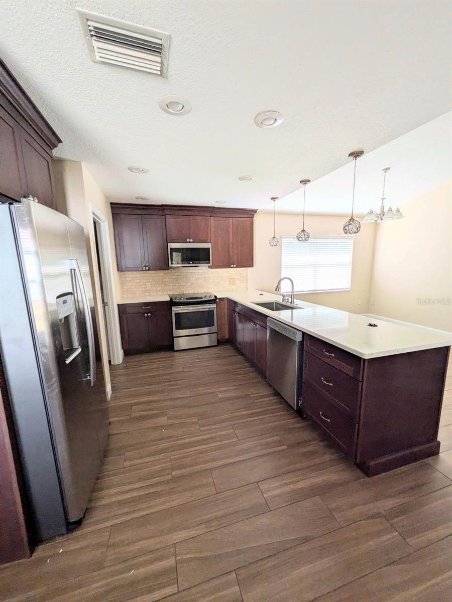 Image 3 of 16 For 679 Lake Clark Place