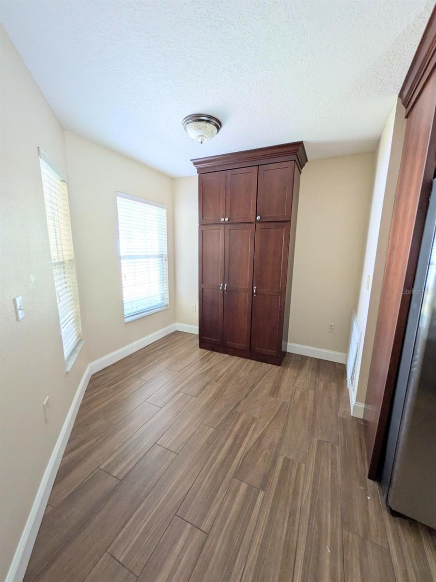 Image 4 of 16 For 679 Lake Clark Place