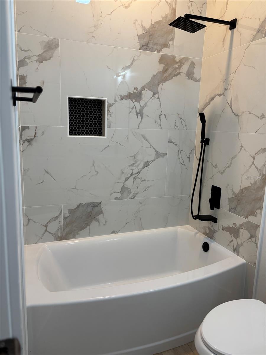 Image 10 of 19 For 317 Quail Avenue