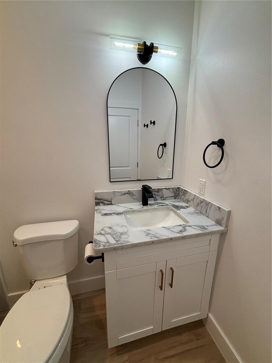 Image 11 of 19 For 317 Quail Avenue