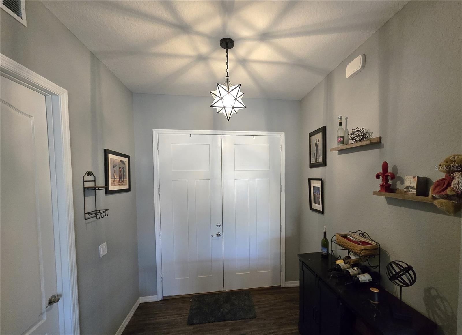 Image 3 of 34 For 2034 Trail Cut Road