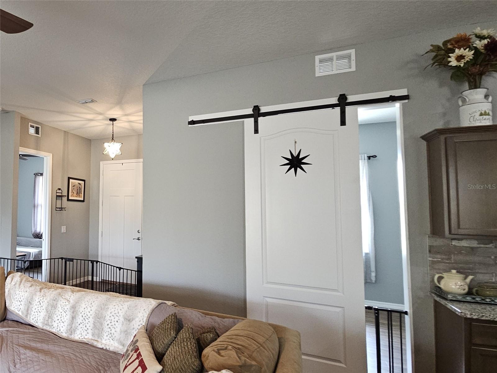 Image 9 of 34 For 2034 Trail Cut Road