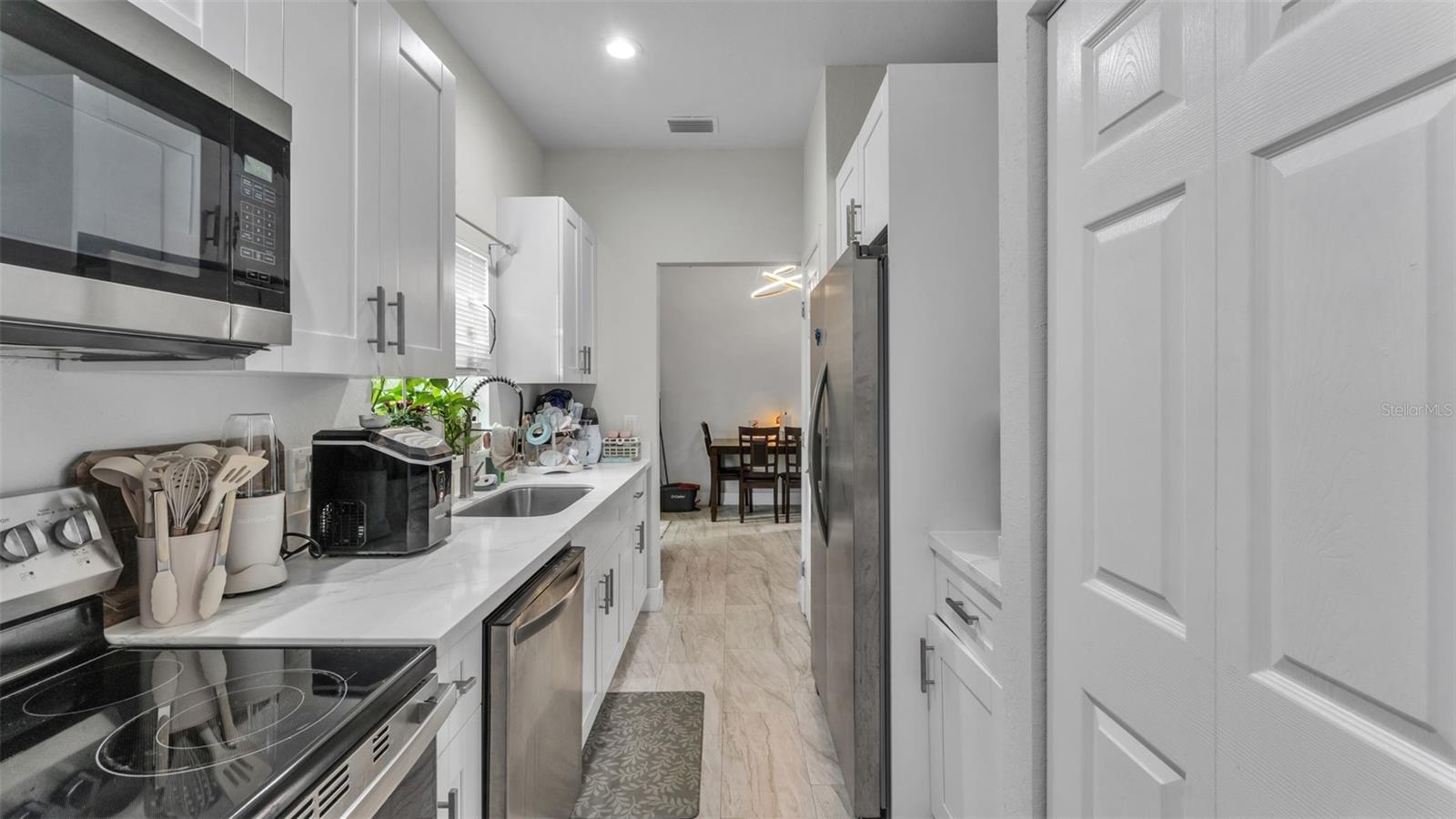 Image 15 of 44 For 6503 Burkett Avenue