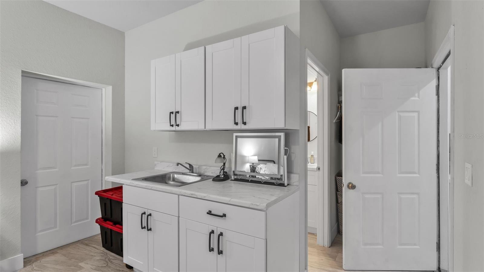 Image 28 of 44 For 6503 Burkett Avenue