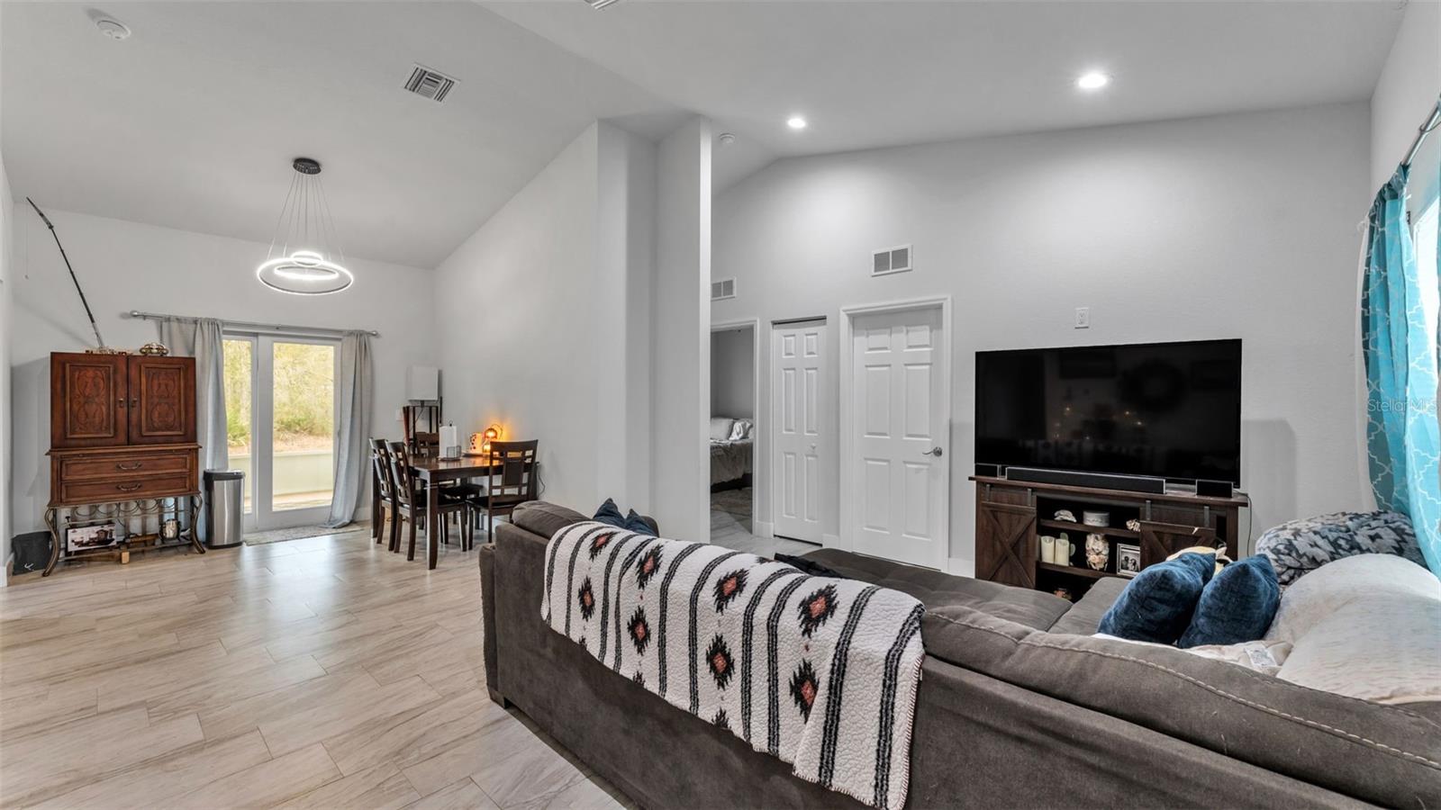 Image 5 of 44 For 6503 Burkett Avenue