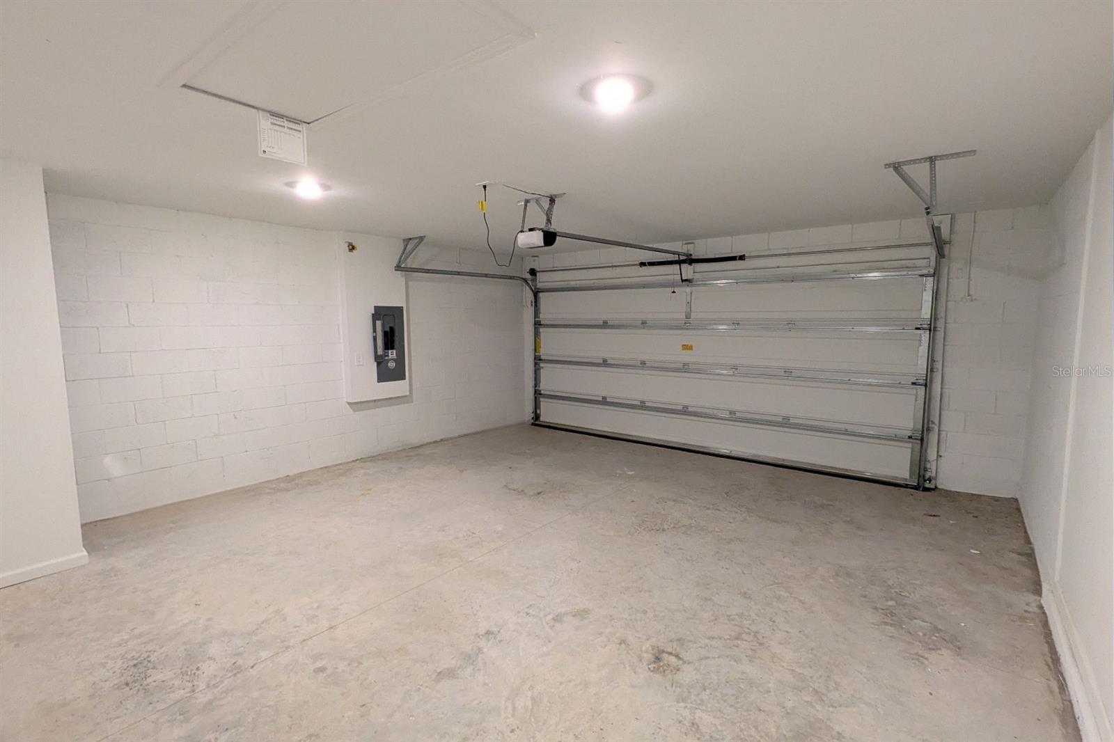 Image 13 of 36 For 2806 Pennachio Drive