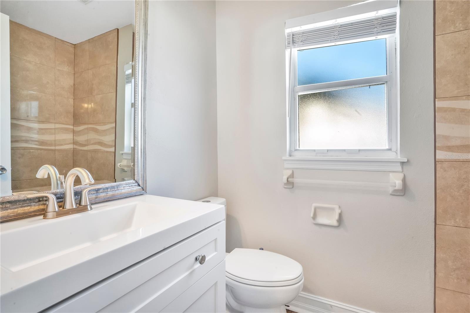 Image 15 of 34 For 5215 Martinique Drive