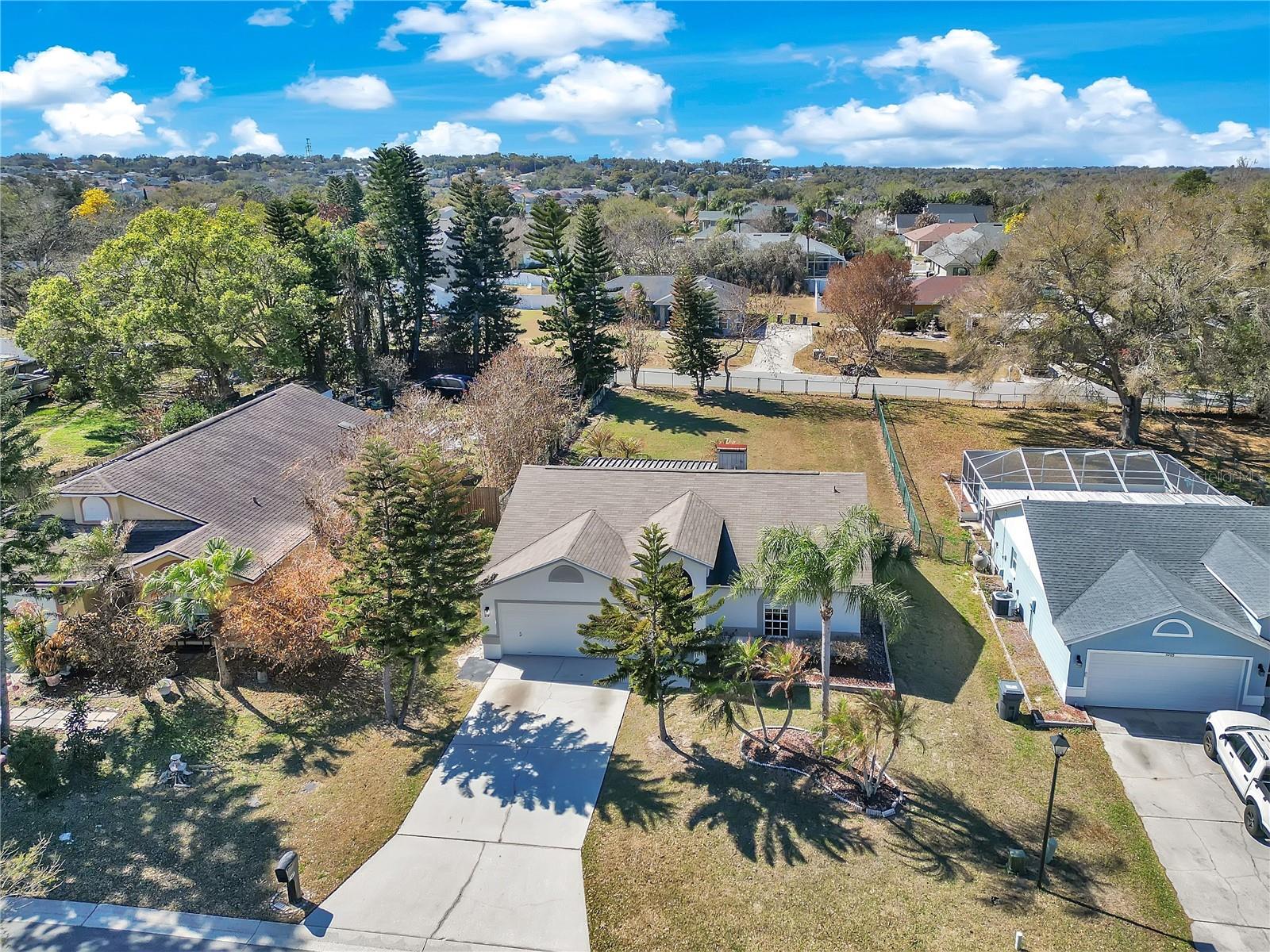 Image 31 of 34 For 5215 Martinique Drive