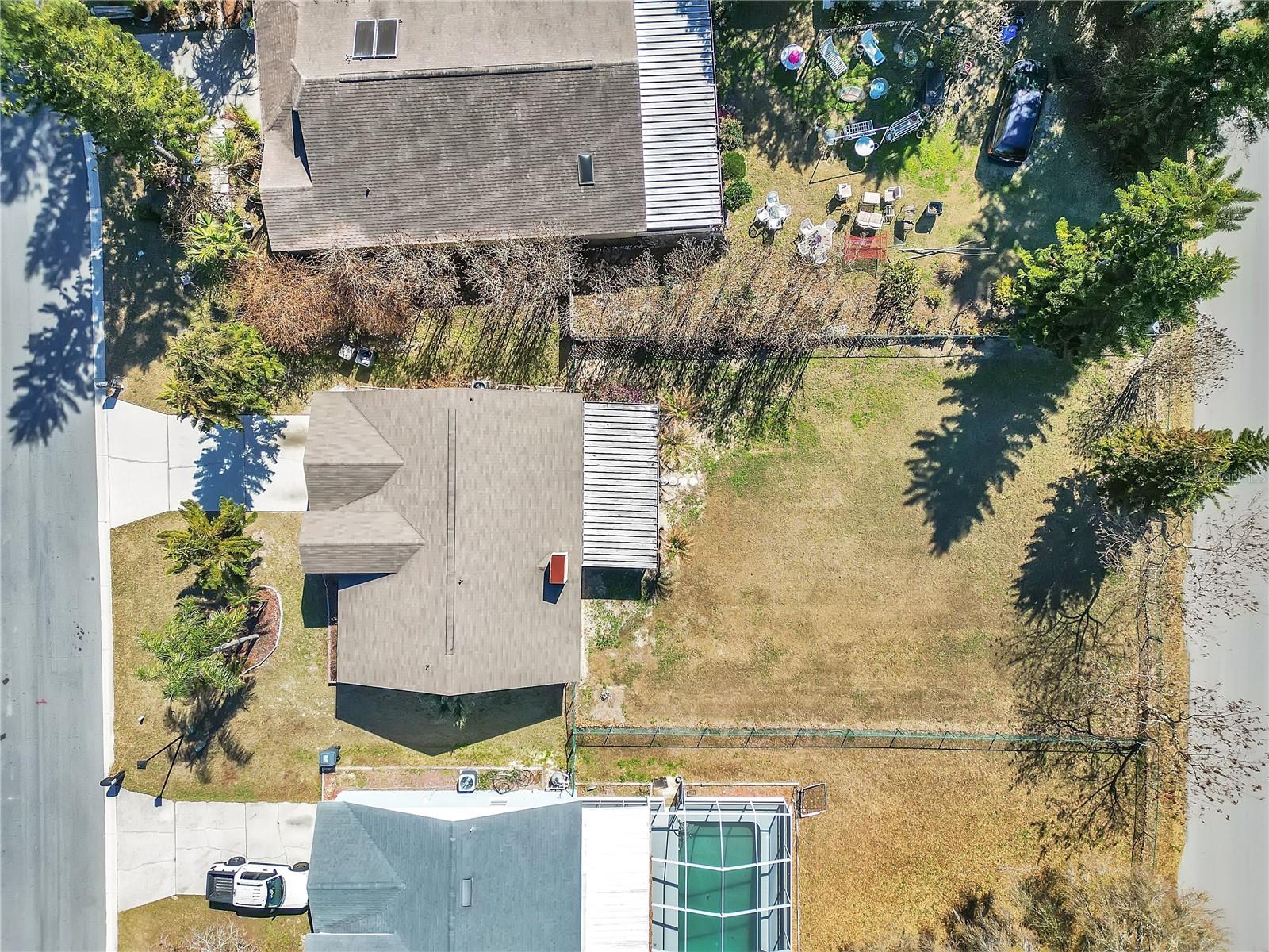 Image 32 of 34 For 5215 Martinique Drive