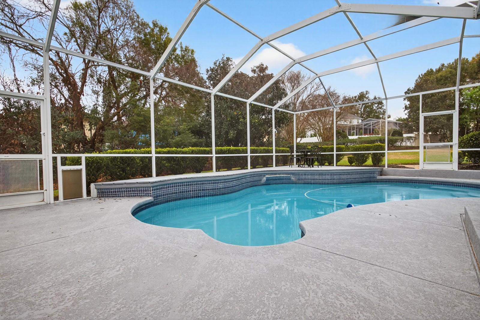 Image 31 of 42 For 5834 Coveview Drive E