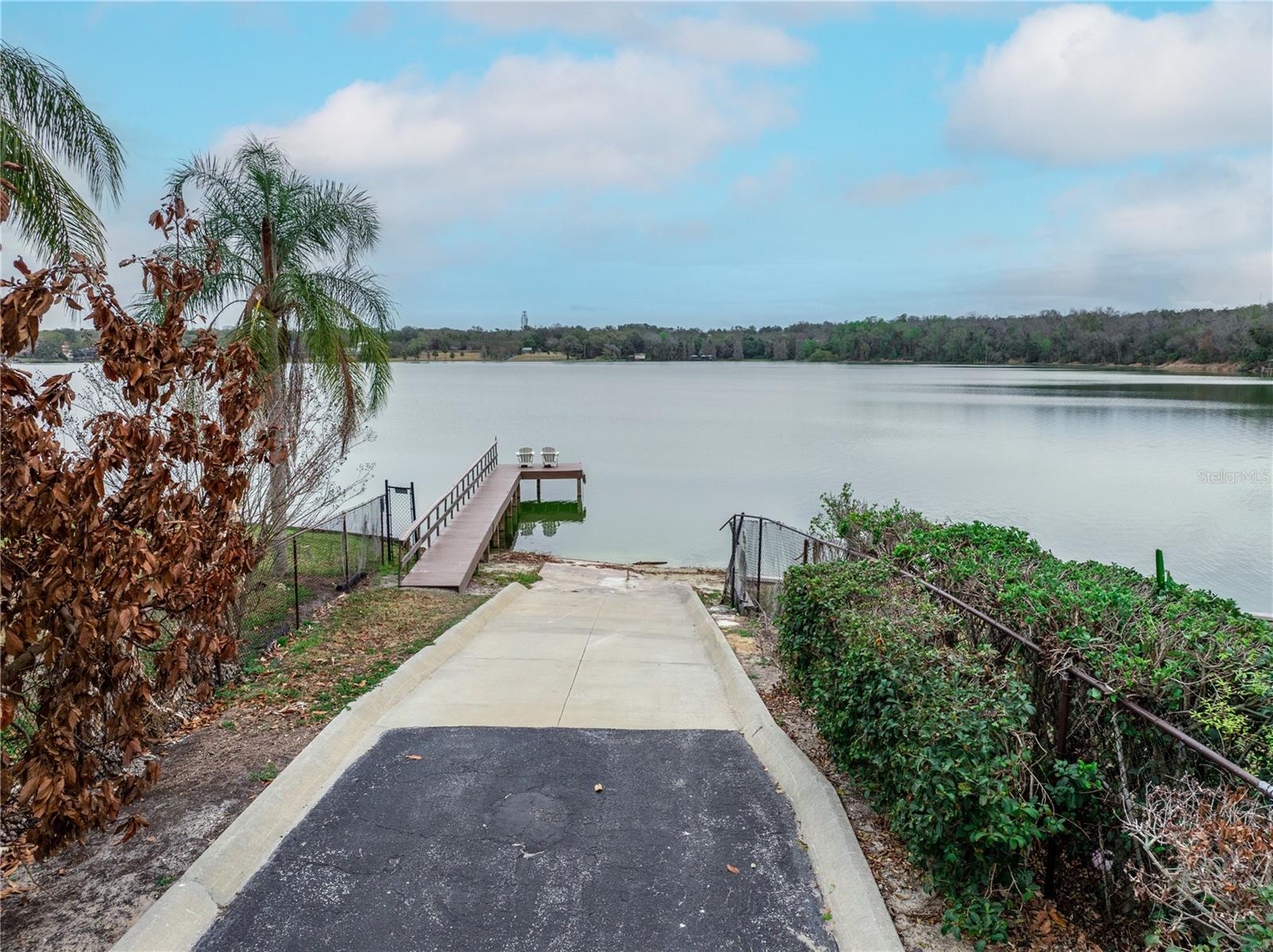 Image 36 of 42 For 5834 Coveview Drive E