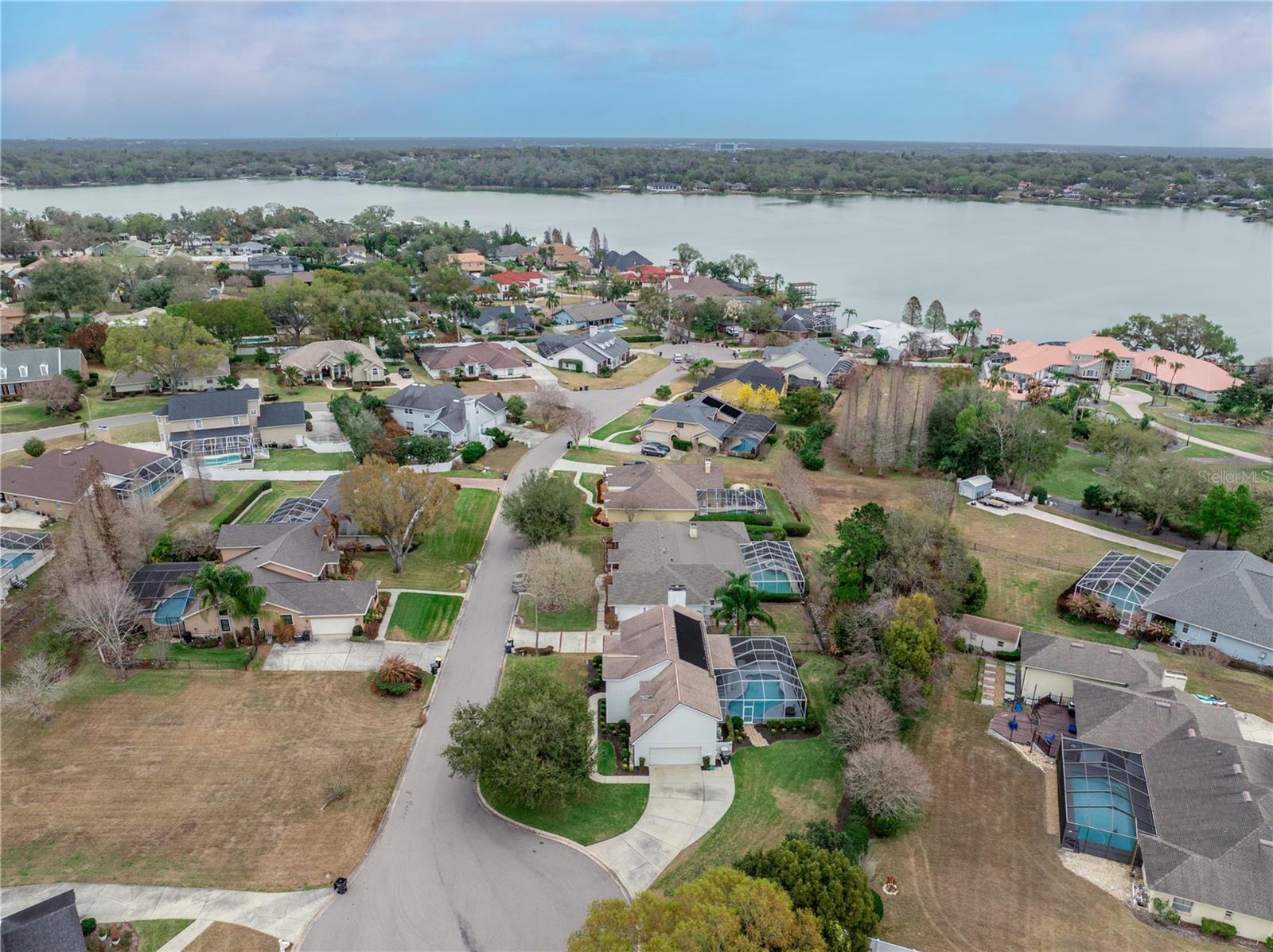 Image 39 of 42 For 5834 Coveview Drive E