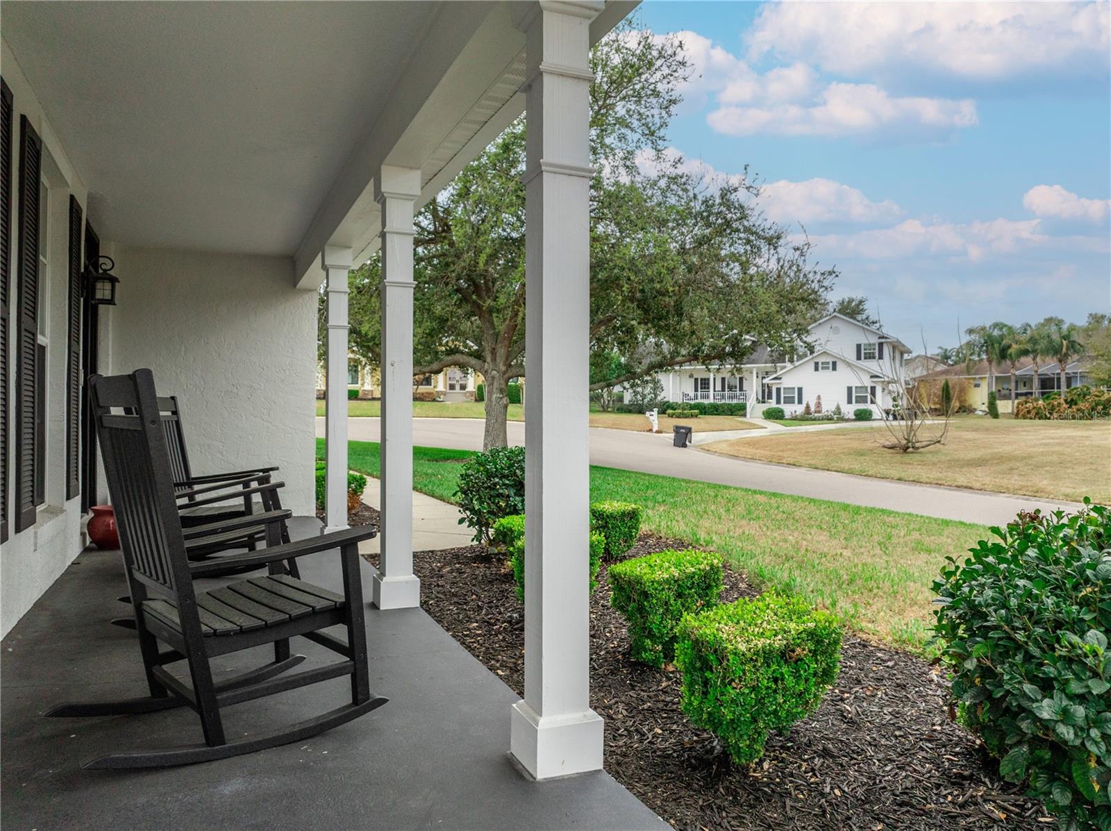 Image 6 of 42 For 5834 Coveview Drive E