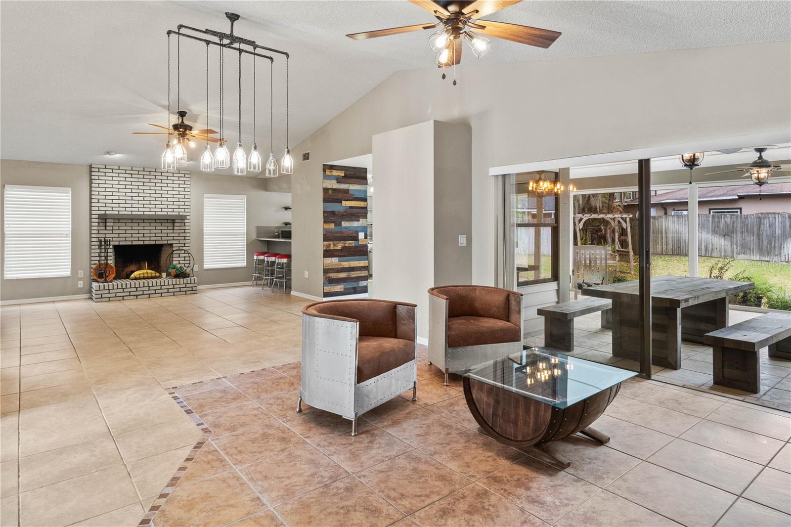 Image 5 of 43 For 509 Century Oak Court