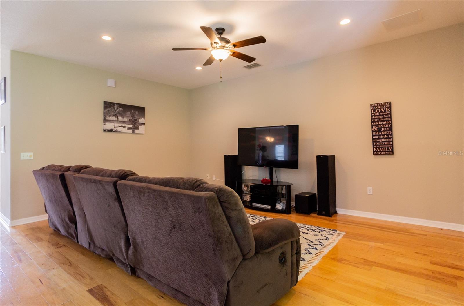 Image 16 of 50 For 6919 Eagle Ridge Boulevard