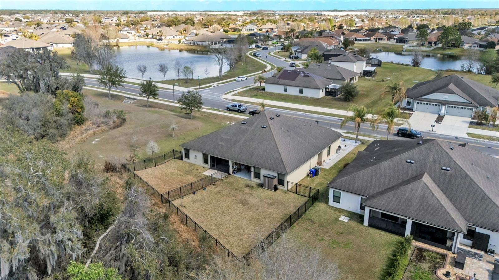 Image 41 of 52 For 5582 Maggiore Boulevard