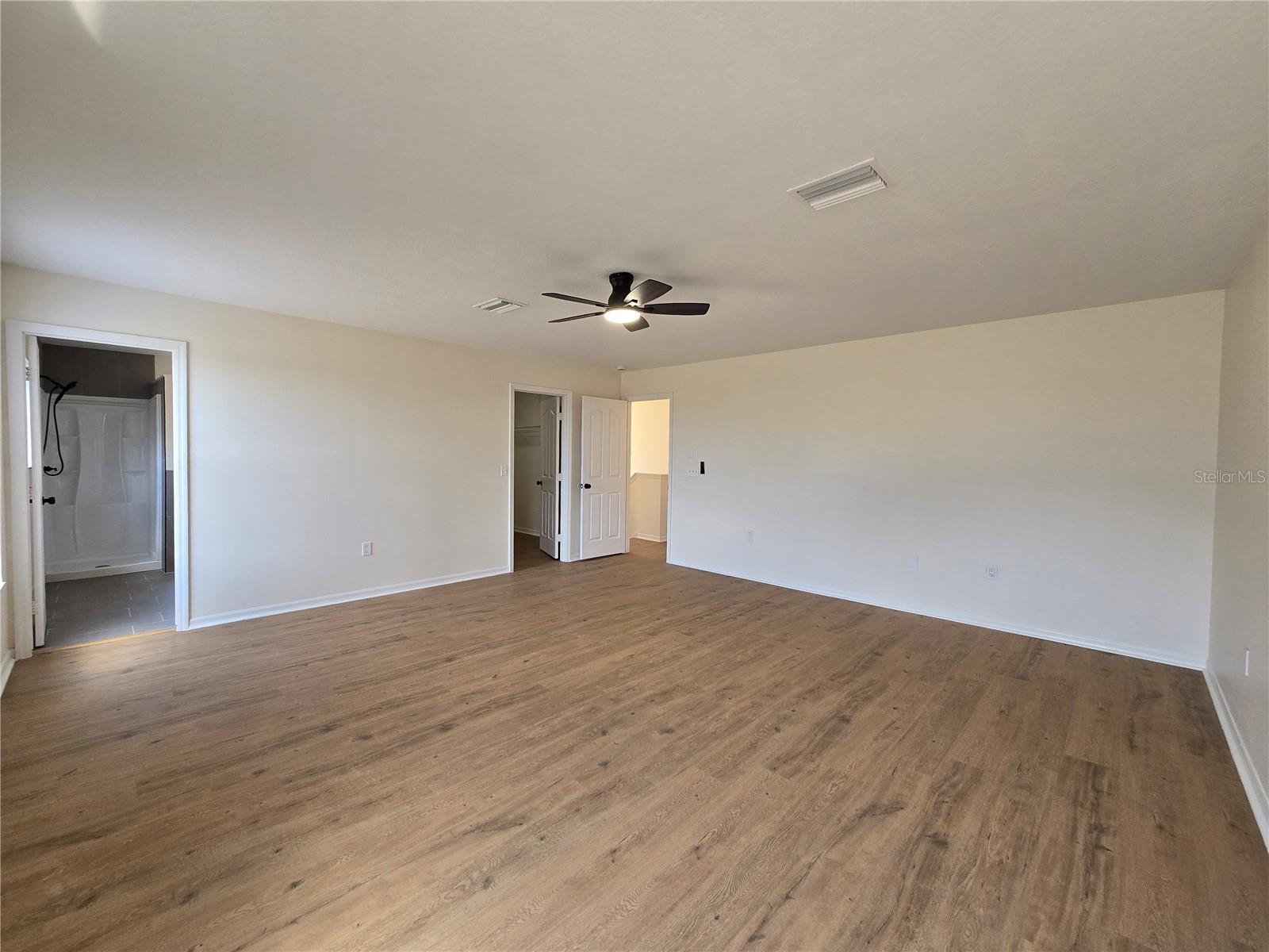 Image 13 of 29 For 6889 Lake Eaglebrooke Drive