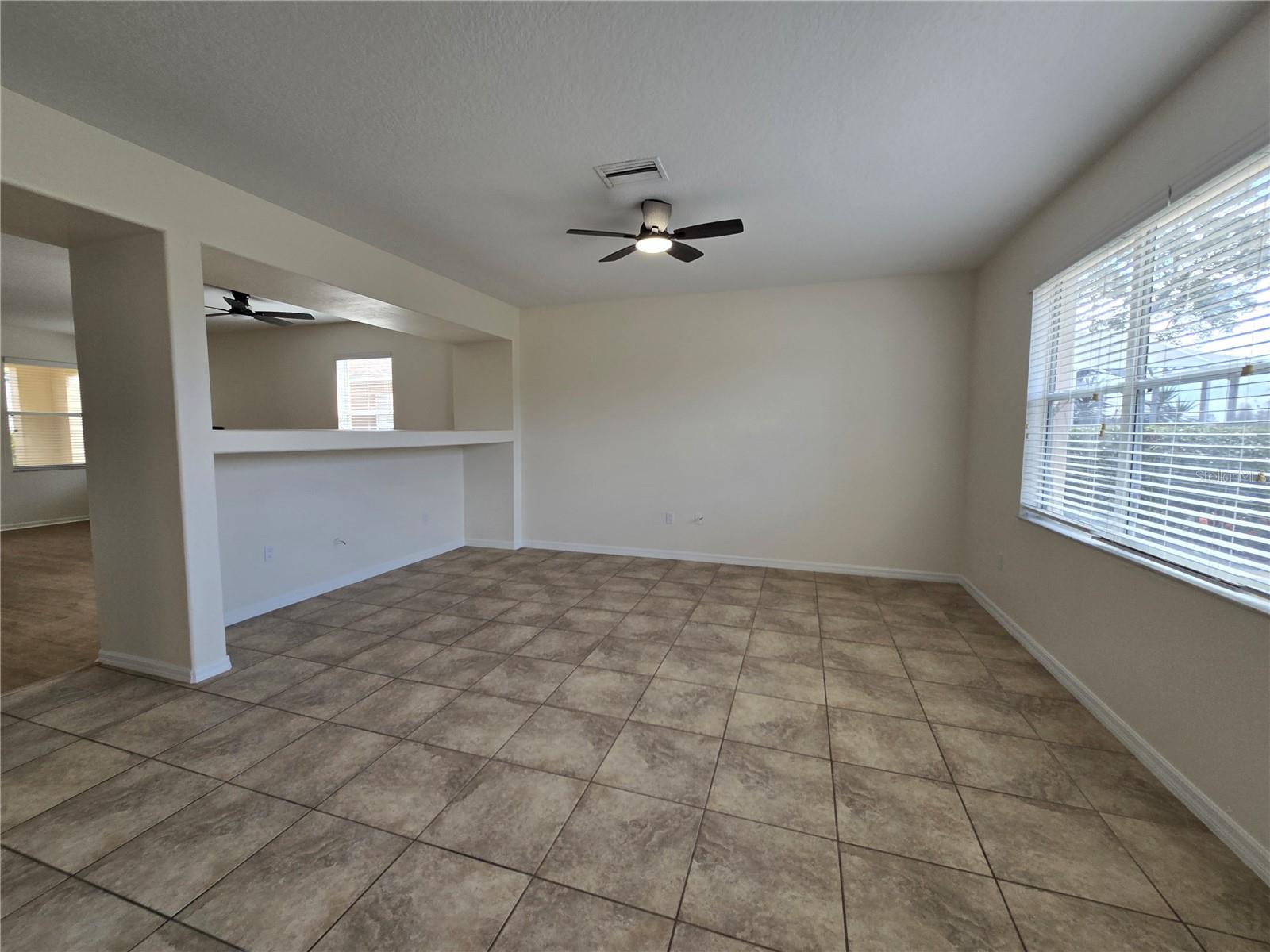 Image 4 of 29 For 6889 Lake Eaglebrooke Drive