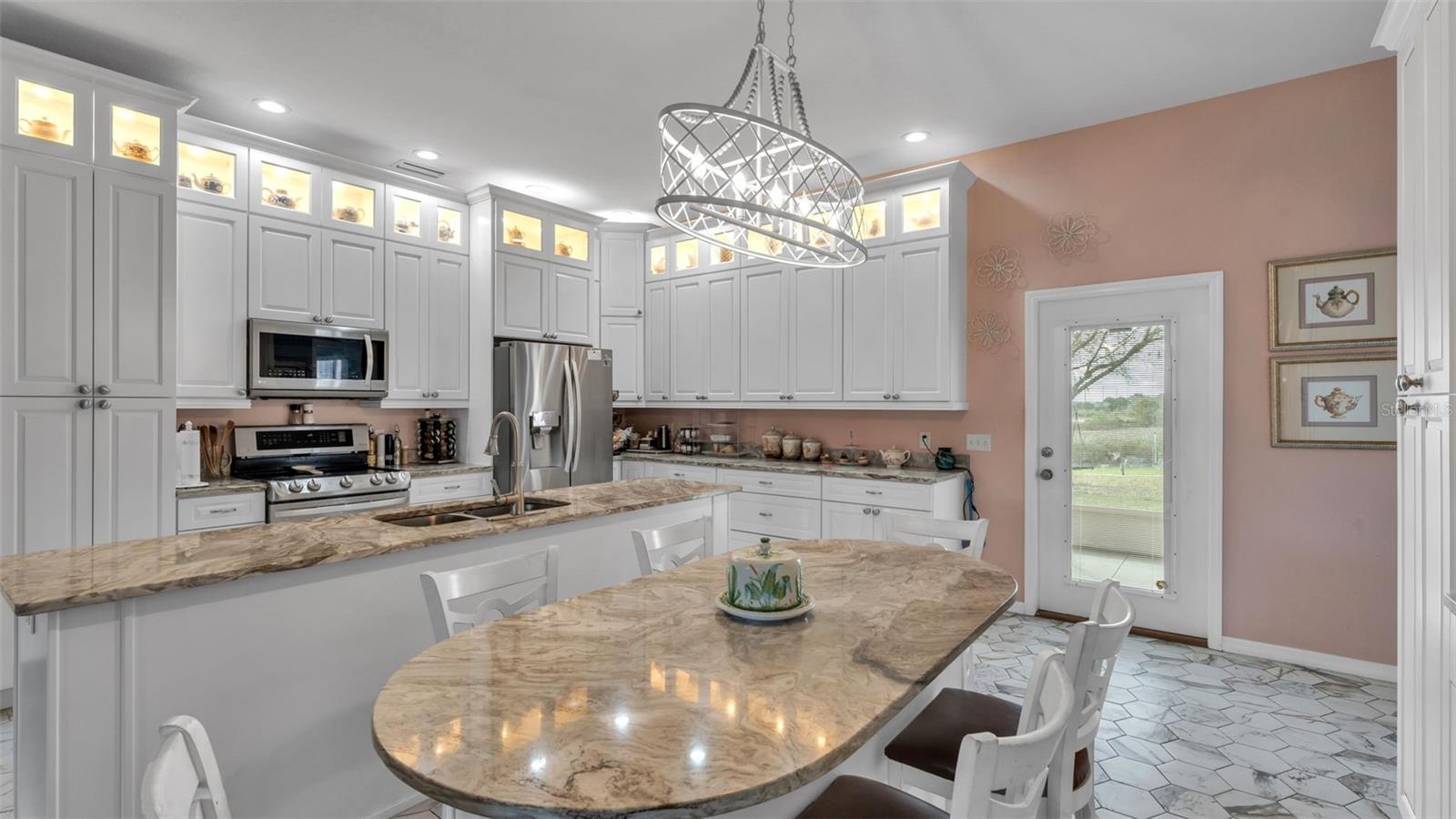 Image 32 of 53 For 8243 Alturas Road