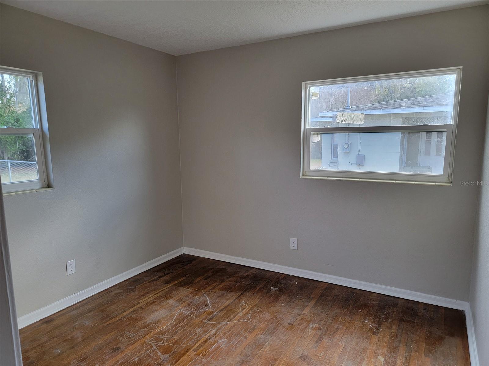 Image 10 of 19 For 525 Maxwell Street