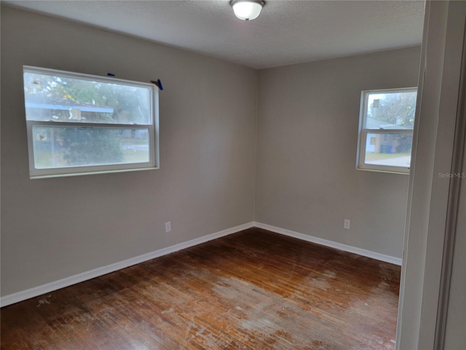 Image 12 of 19 For 525 Maxwell Street