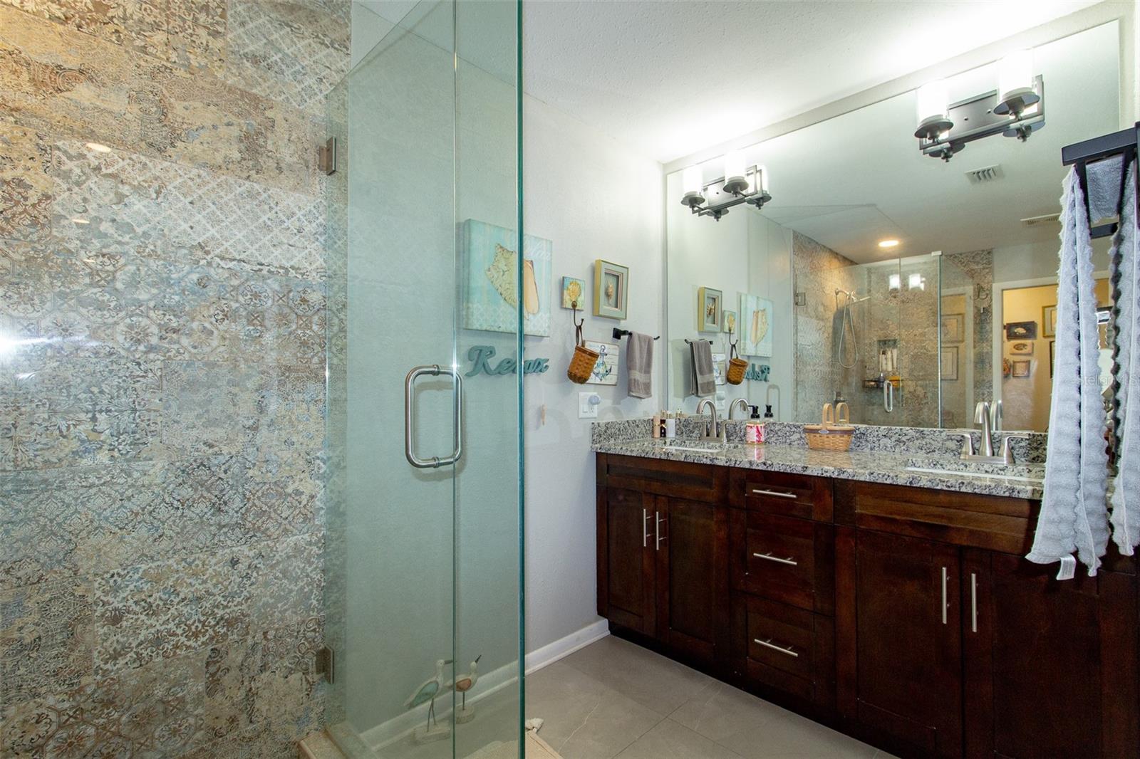 Image 19 of 37 For 5428 Weber Place