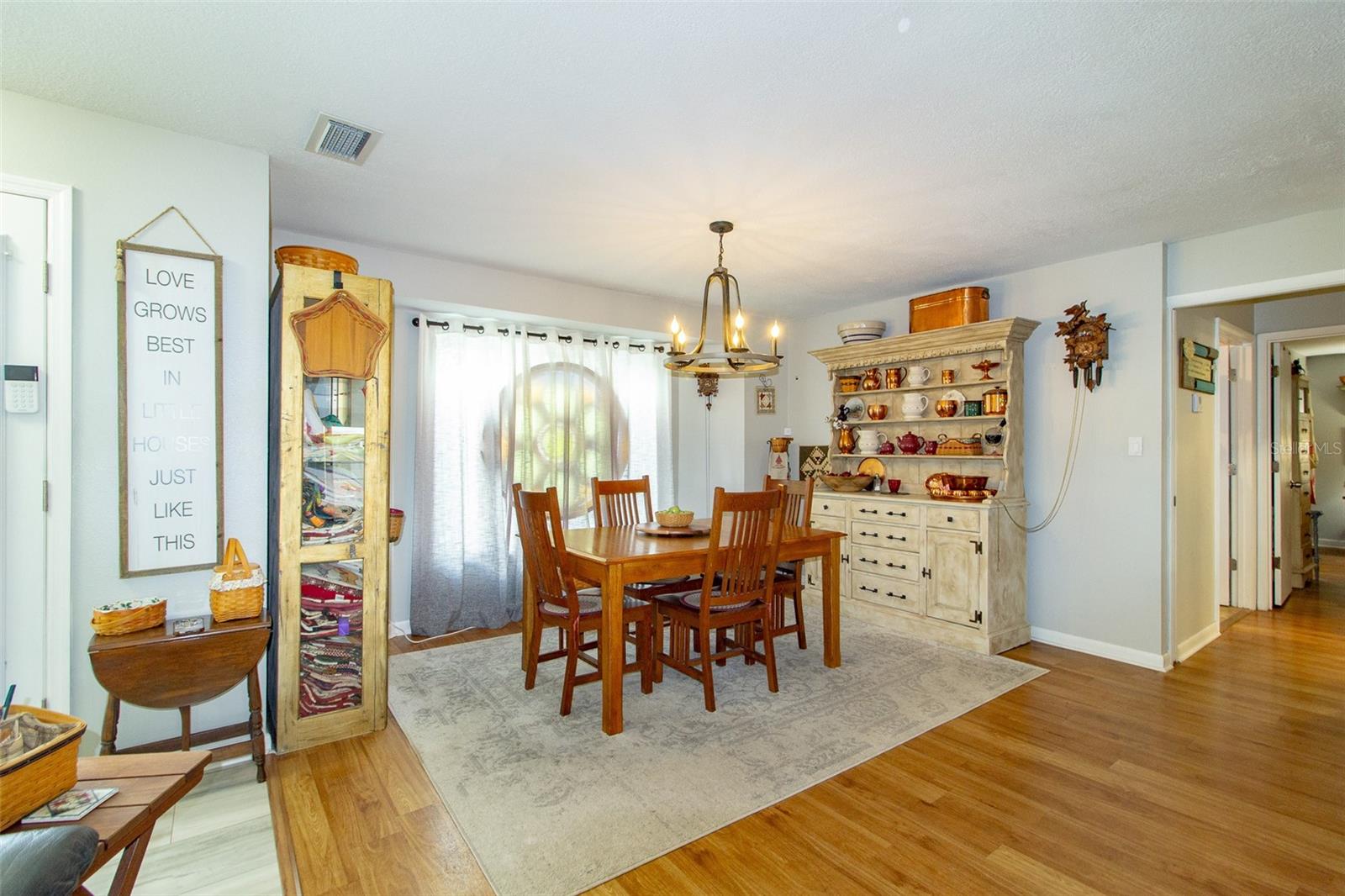 Image 5 of 37 For 5428 Weber Place