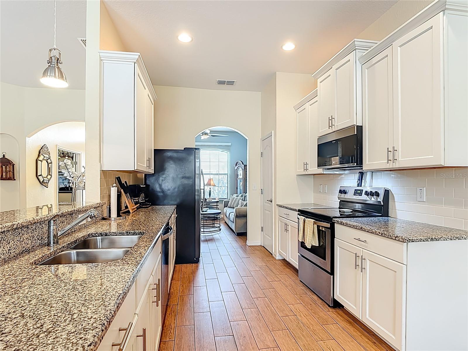 Image 16 of 49 For 1936 Crossroads Boulevard