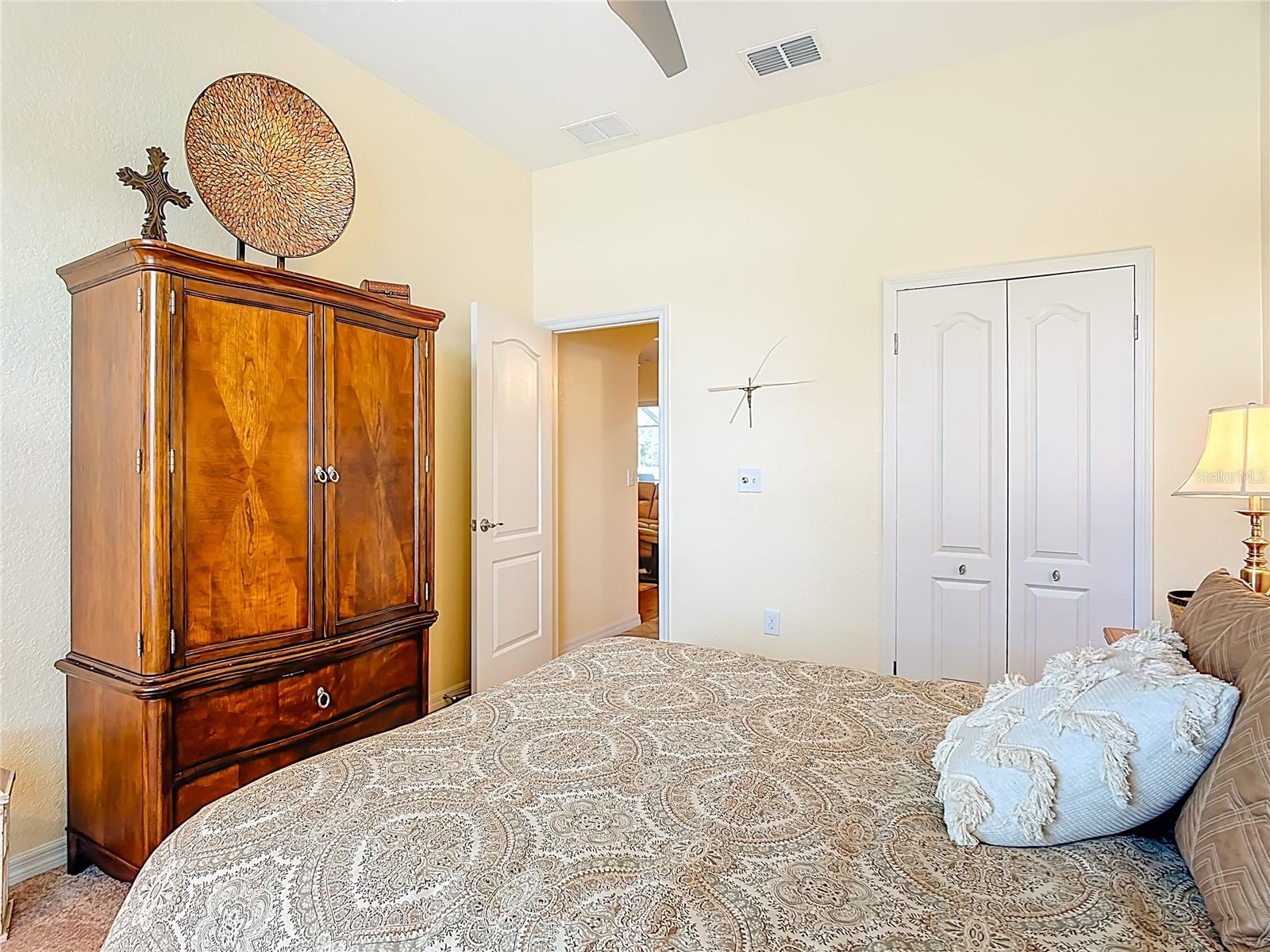 Image 36 of 49 For 1936 Crossroads Boulevard