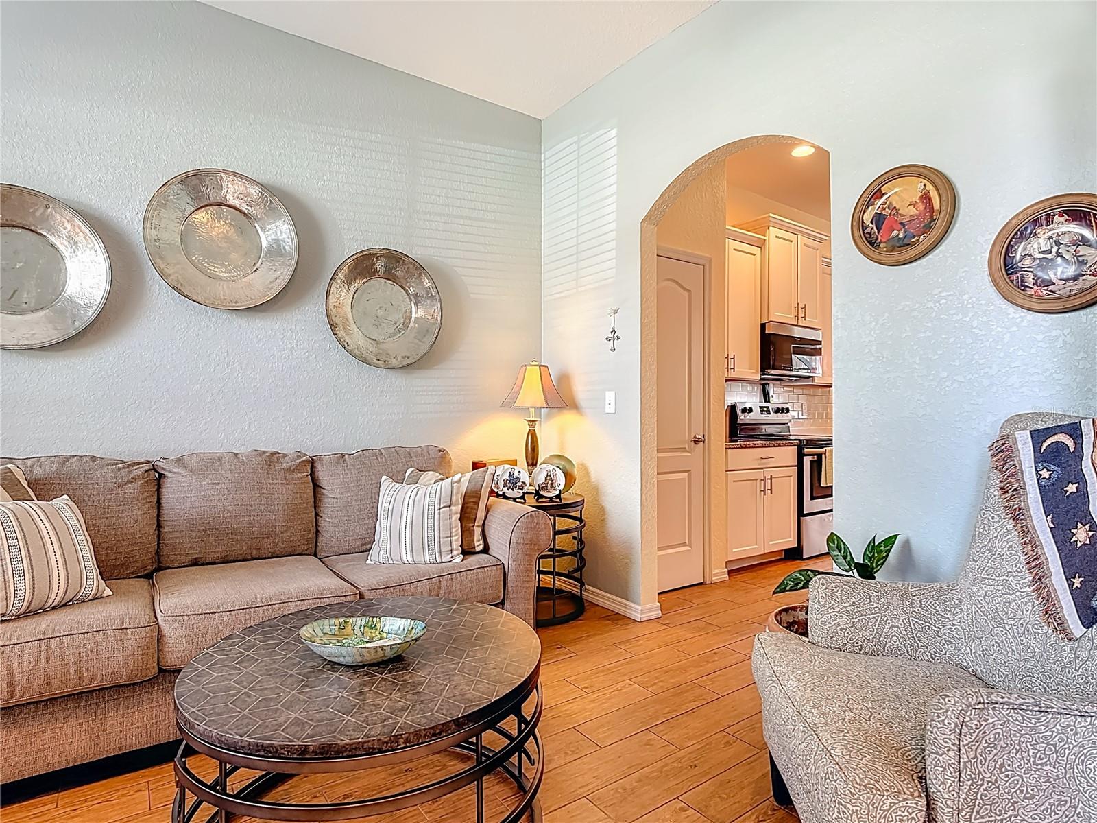 Image 8 of 49 For 1936 Crossroads Boulevard