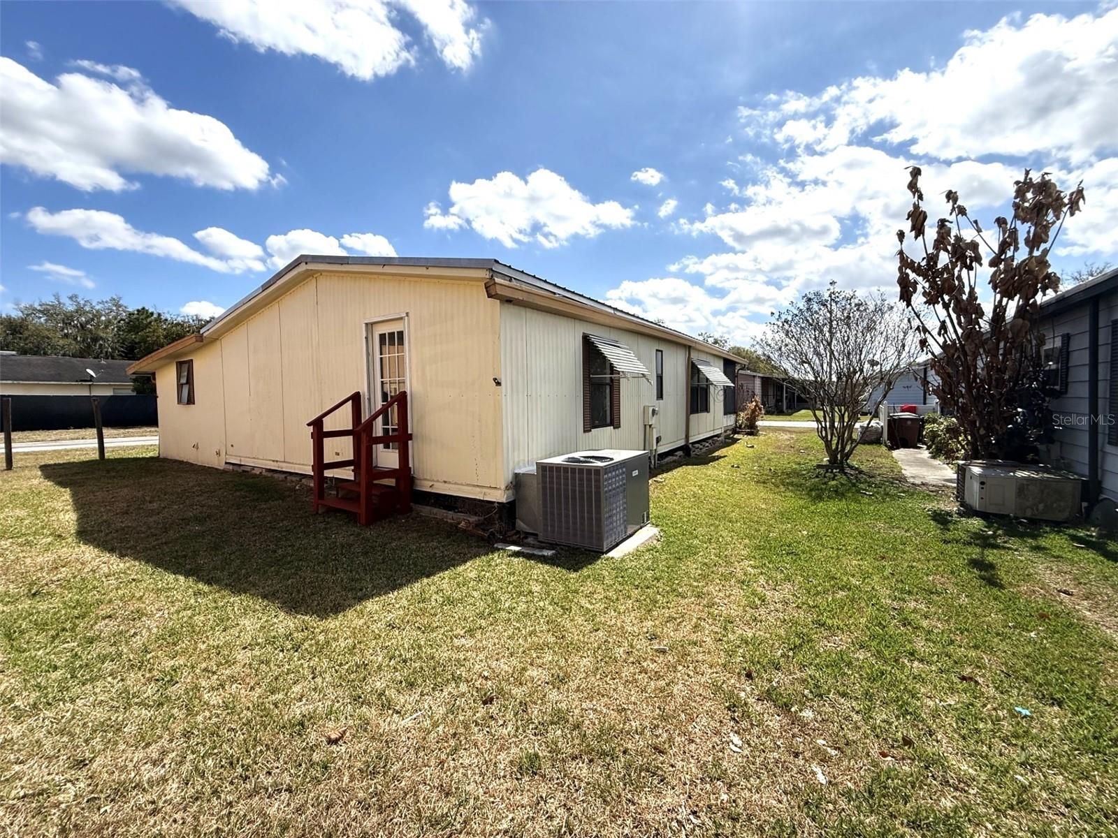 Image 25 of 25 For 2055 Floral Avenue 214