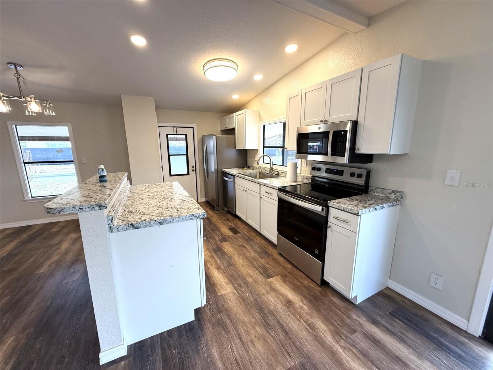 Image 3 of 25 For 2055 Floral Avenue 214