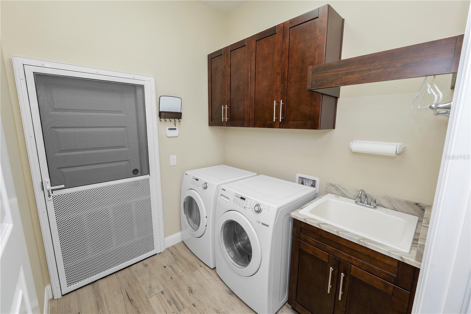 Image 32 of 82 For 5020 Truman Lane