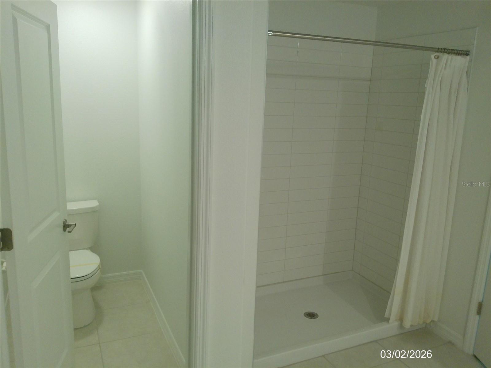 Image 19 of 25 For 1646 Red Loop