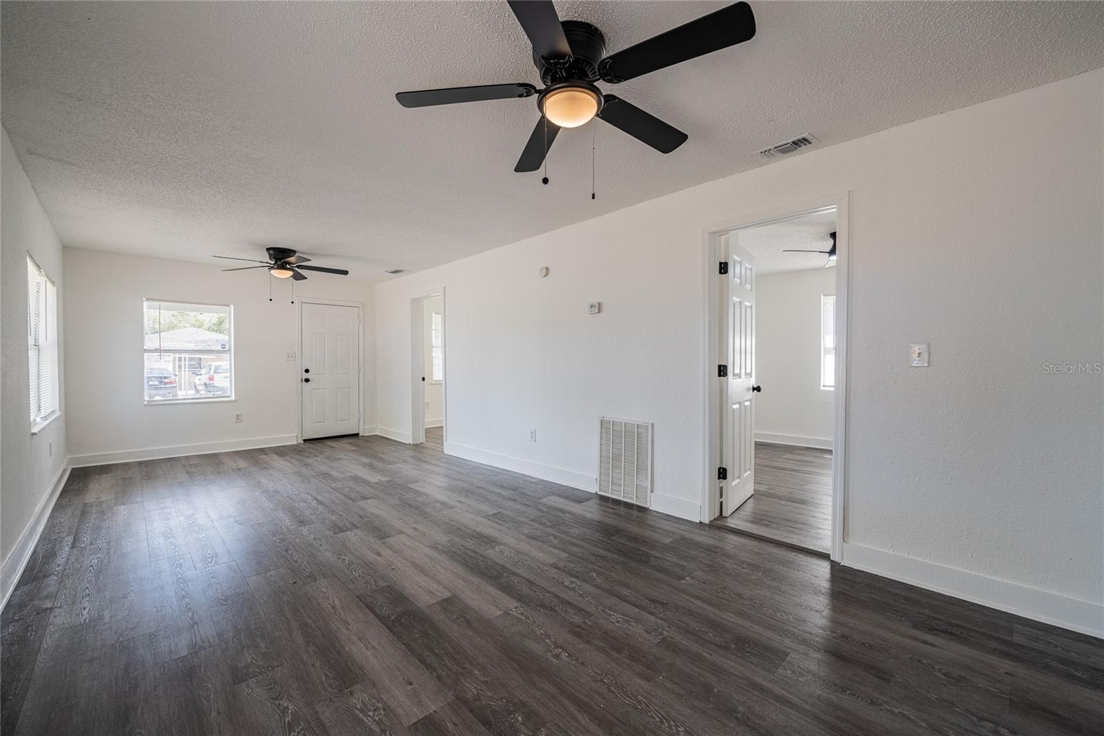 Image 10 of 26 For 1036 Missouri Avenue