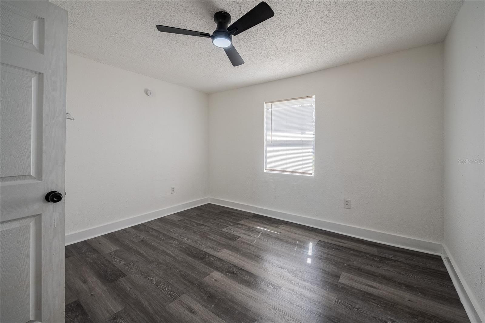 Image 12 of 26 For 1036 Missouri Avenue