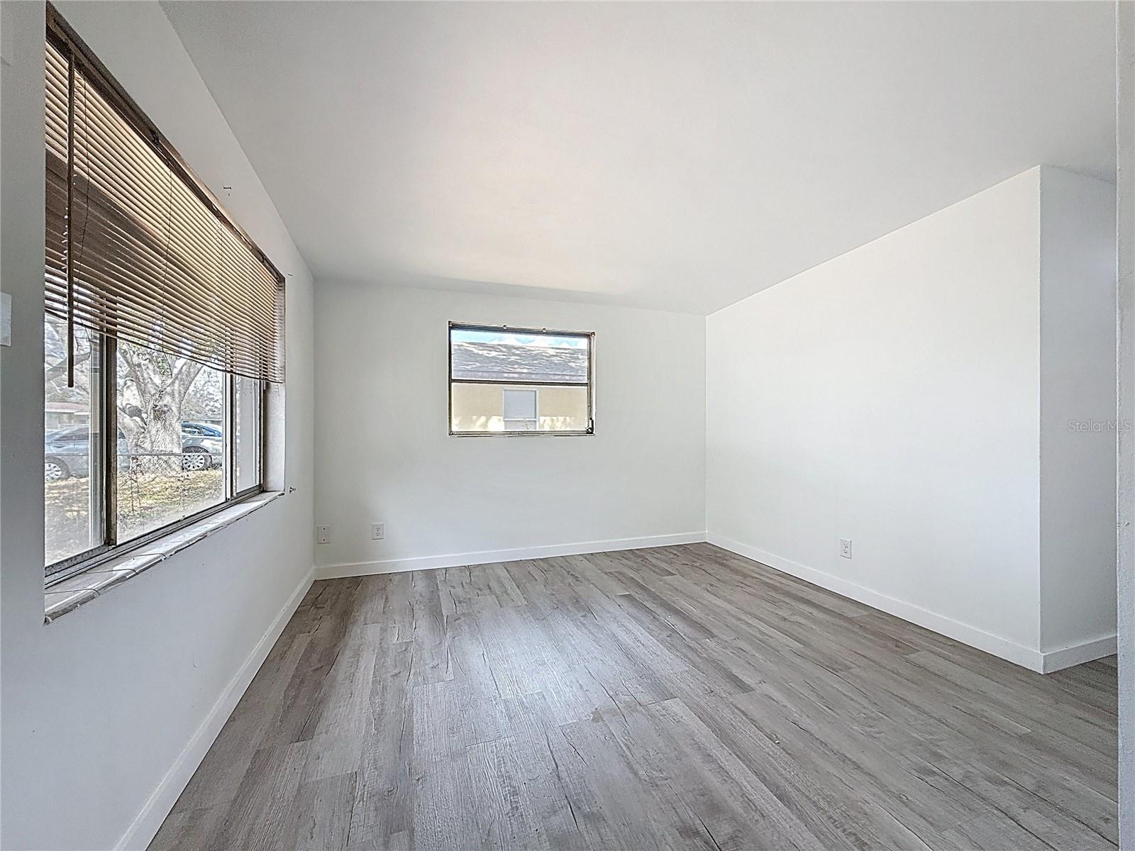 Image 19 of 46 For 319 Leta Street