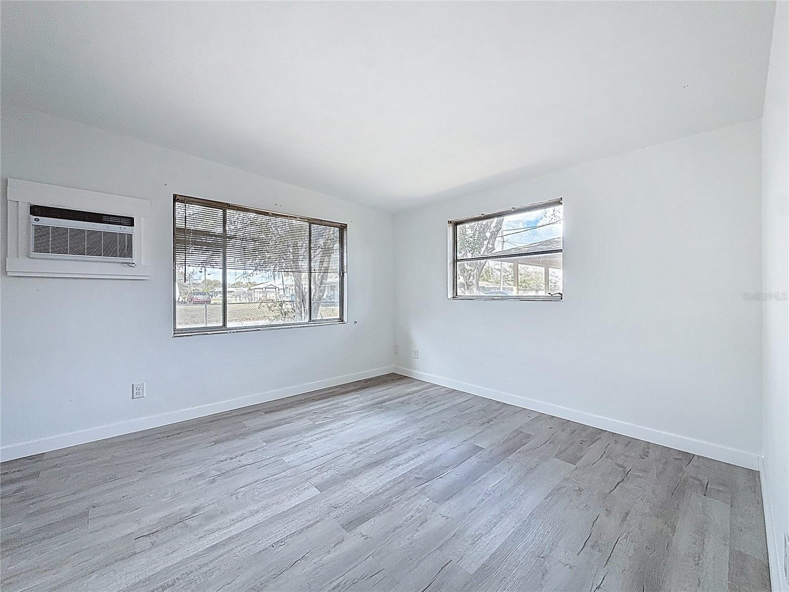 Image 20 of 46 For 319 Leta Street