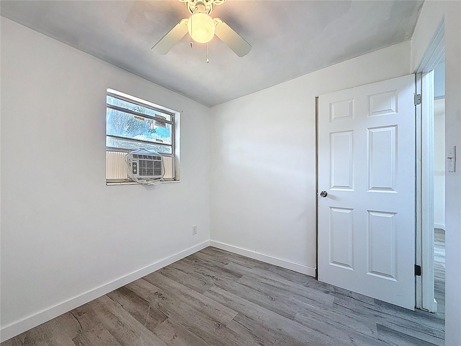 Image 30 of 46 For 319 Leta Street