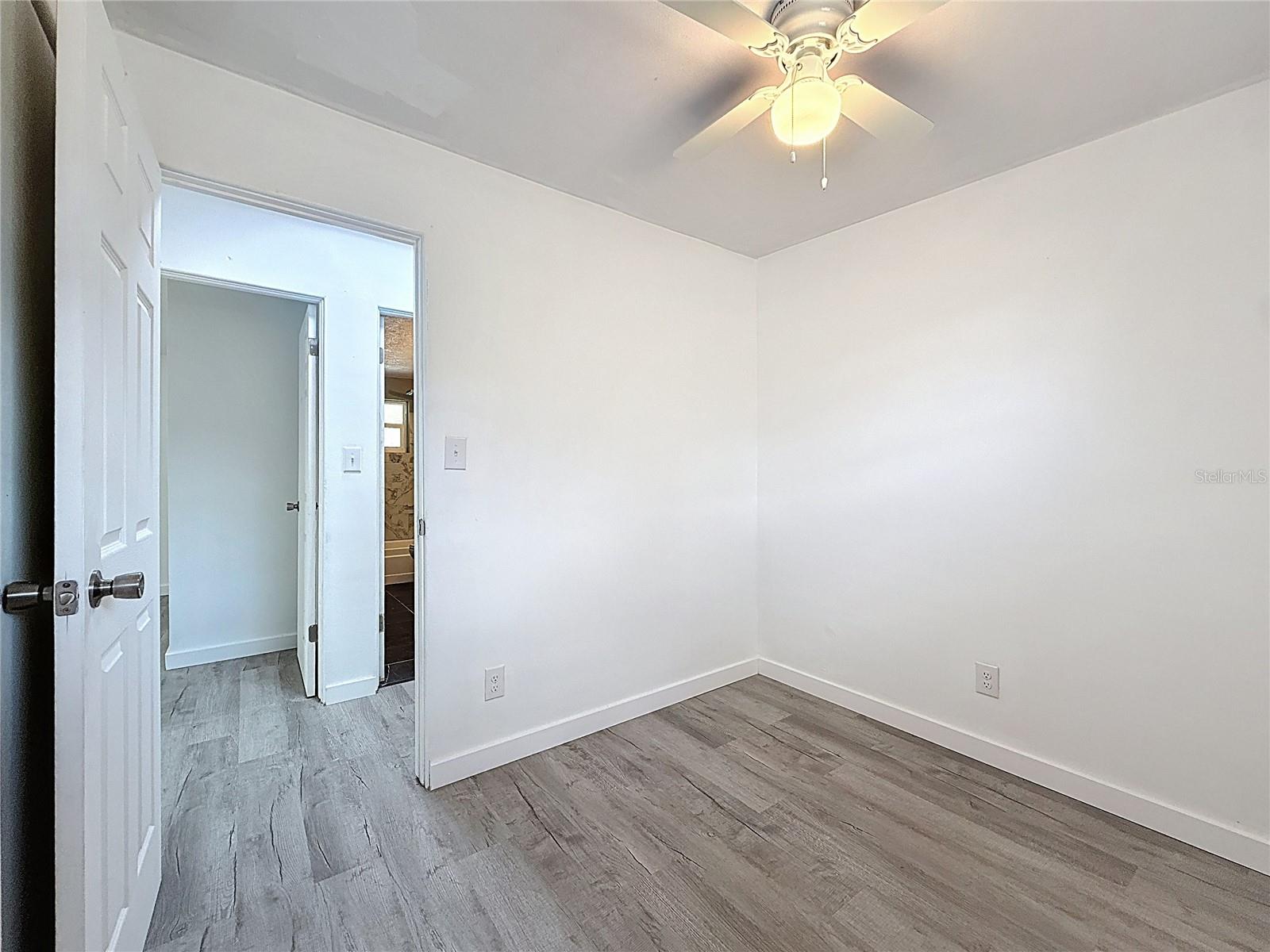 Image 31 of 46 For 319 Leta Street