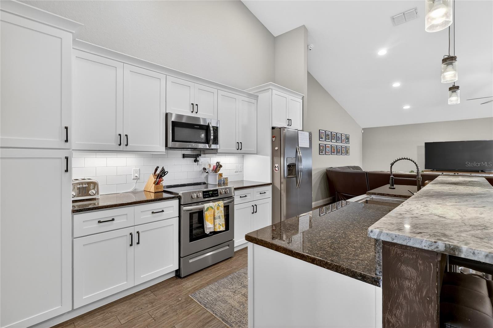 Image 16 of 56 For 143 Bentley Oaks Boulevard