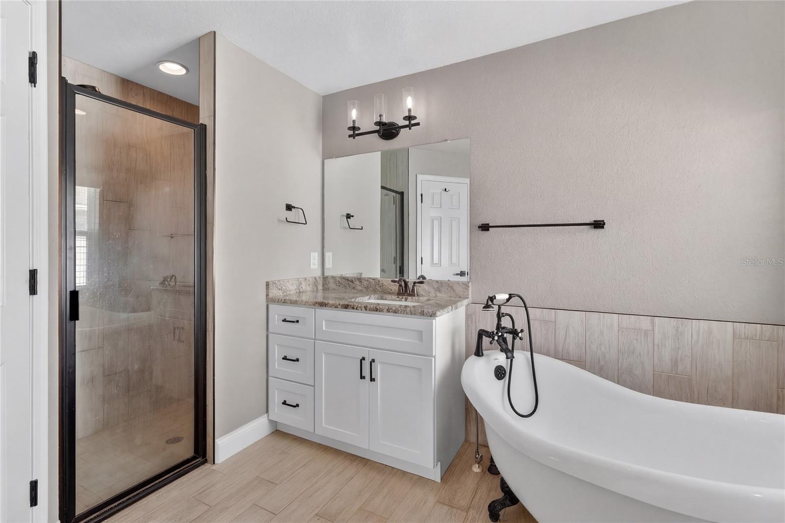 Image 32 of 56 For 143 Bentley Oaks Boulevard