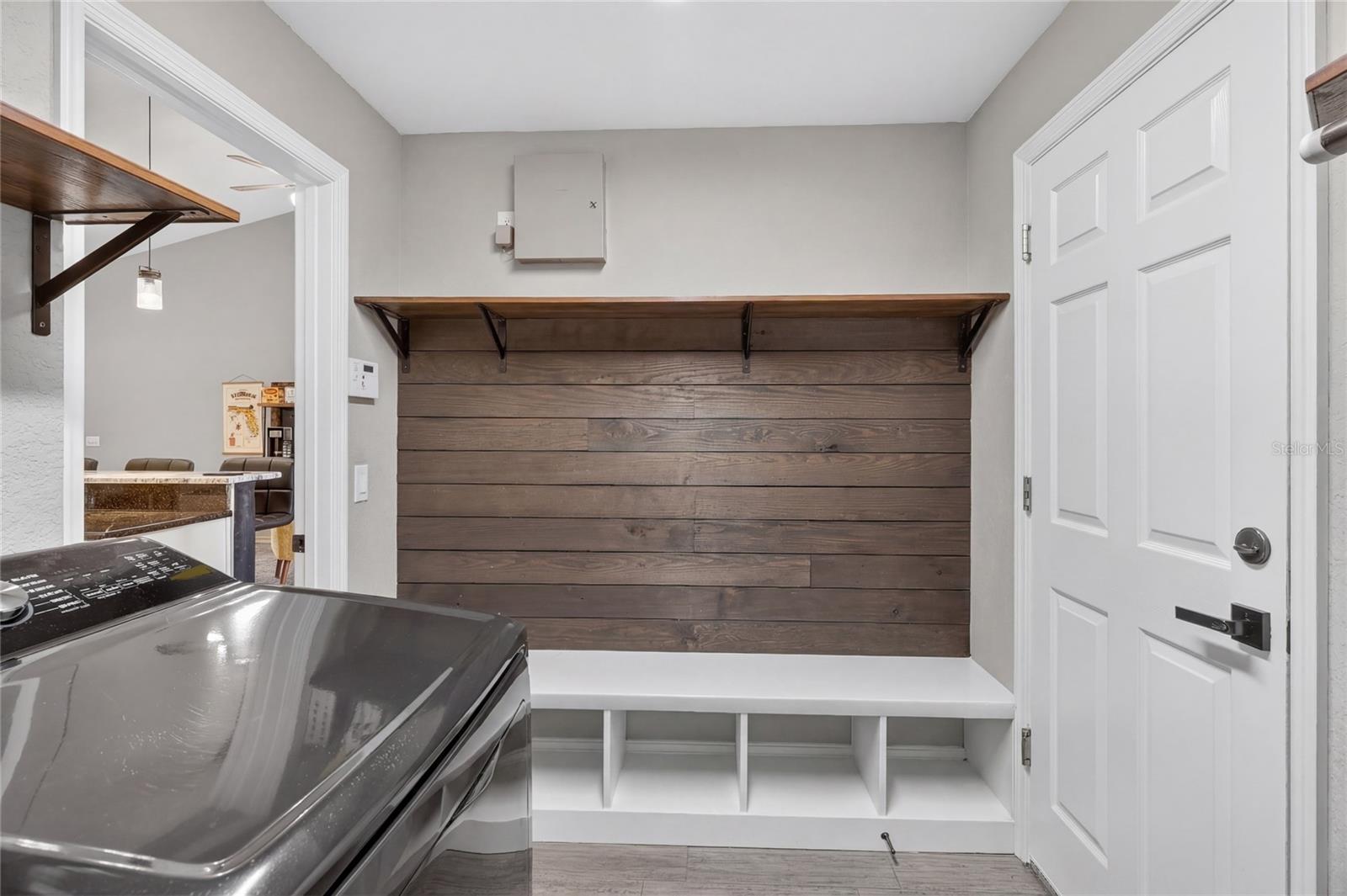 Image 43 of 56 For 143 Bentley Oaks Boulevard