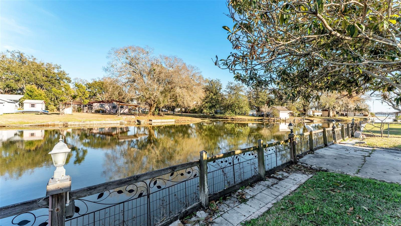 Image 10 of 39 For 5717 Lake Grove Drive