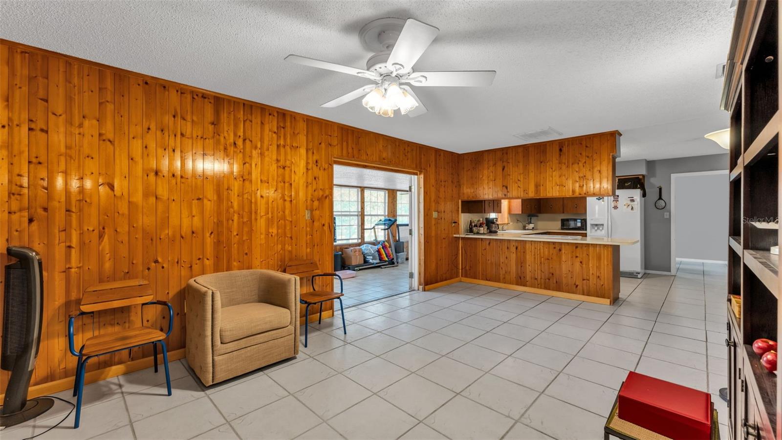 Image 12 of 39 For 5717 Lake Grove Drive