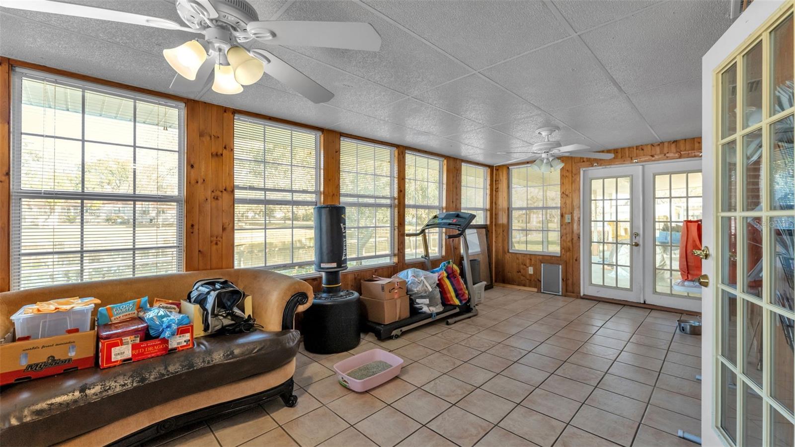 Image 14 of 39 For 5717 Lake Grove Drive