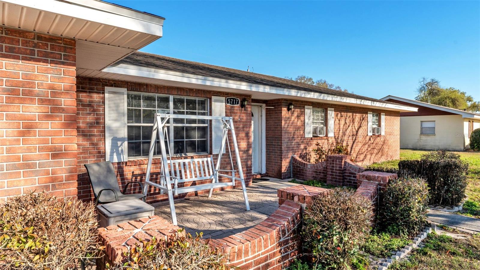 Image 35 of 39 For 5717 Lake Grove Drive