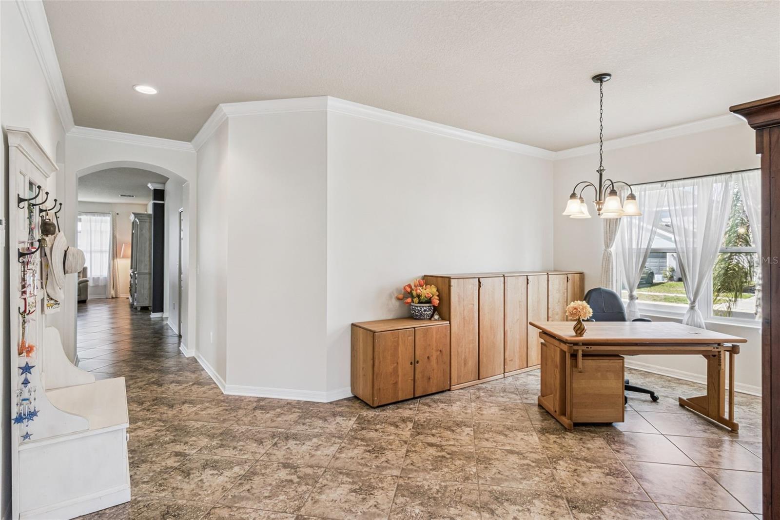 Image 10 of 56 For 31518 Bearded Oak Drive