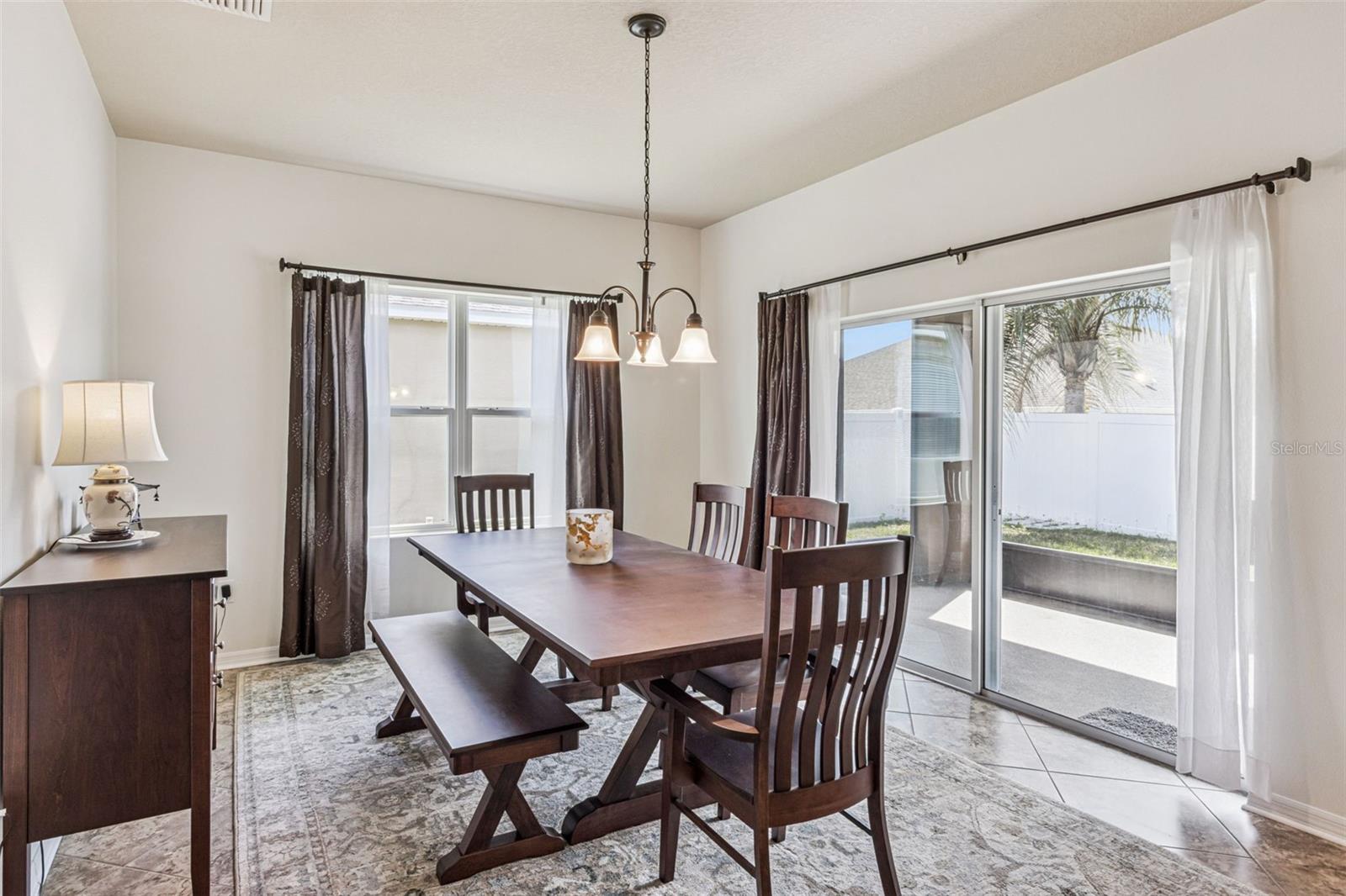 Image 11 of 56 For 31518 Bearded Oak Drive